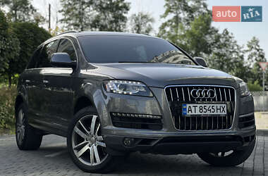 Audi Q7  2012