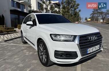 Audi Q7  2016