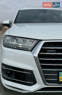 Внедорожник / Кроссовер Audi Q7 2019 в Трускавце