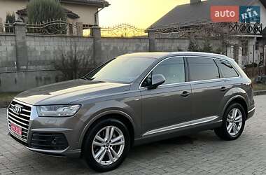 Audi Q7 2015