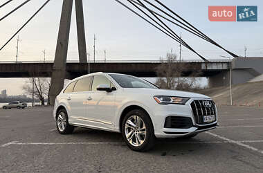 Audi Q7  2020