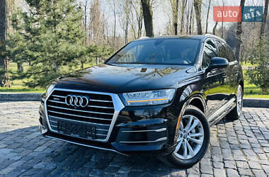 Audi Q7 2016