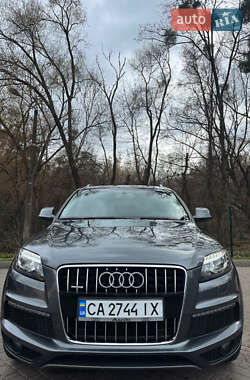 Audi Q7  2014