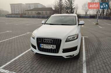 Audi Q7  2013