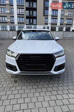 Audi Q7  2018
