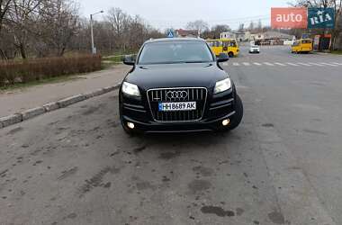 Audi Q7  2007