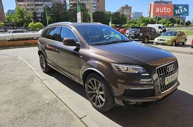 Audi Q7  2012