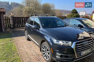 Audi Q7  2016