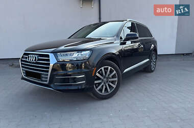 Audi Q7  2017