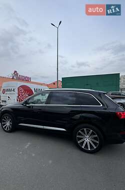 Audi Q7 2016