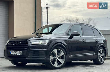 Audi Q7  2015