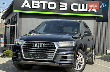 Audi Q7  2016