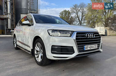 Audi Q7  2016