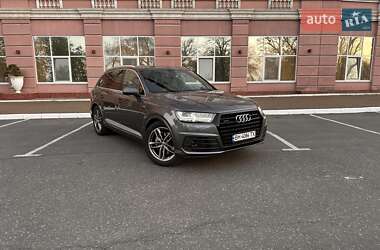 Audi Q7  2018