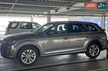 Audi Q7  2017