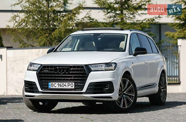 Audi Q7  2017