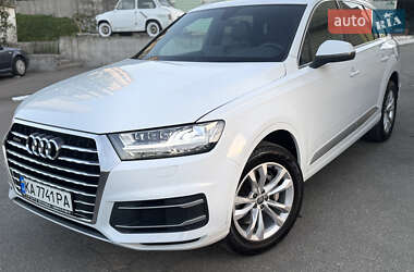 Audi Q7  2019