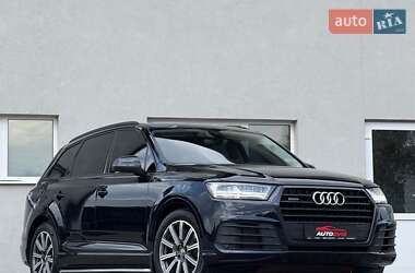 Audi Q7  2016