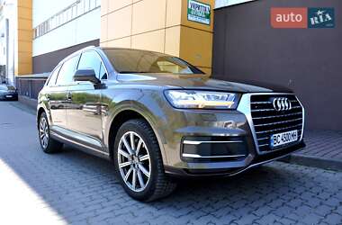 Audi Q7  2019