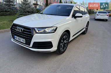 Audi Q7  2016