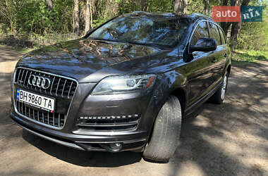 Audi Q7  2010