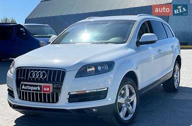 Audi Q7  2012