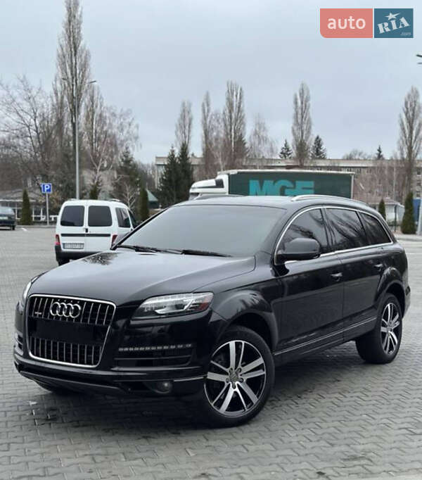Легковые Audi Q7