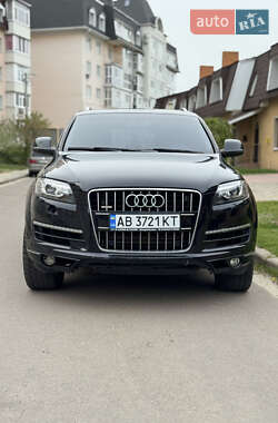 Audi Q7  2015