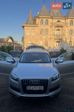 Audi Q7  2011