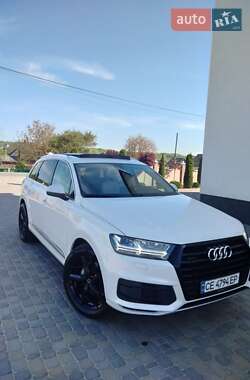 Audi Q7  2016