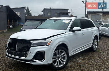 Audi Q7  2025