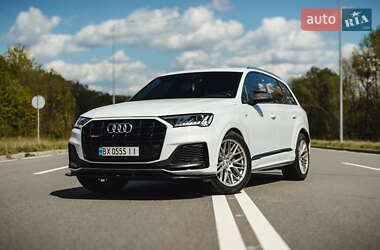 Audi Q7  2020