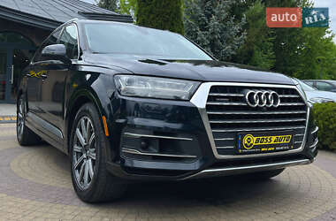 Audi Q7  2016