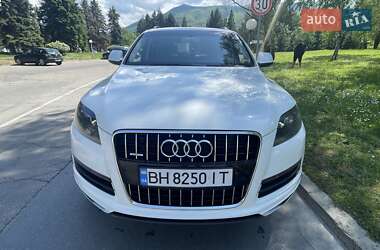 Audi Q7  2014