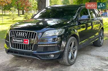 Audi Q7  2013