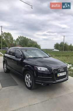 Audi Q7  2015