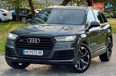Audi Q7  2018