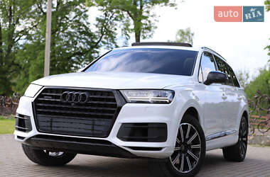 Audi Q7  2016