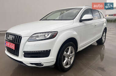 Audi Q7  2015