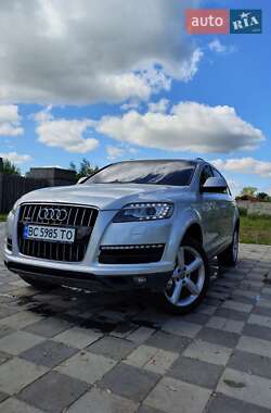 Audi Q7  2010
