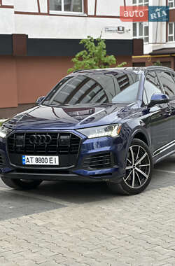 Audi Q7  2021