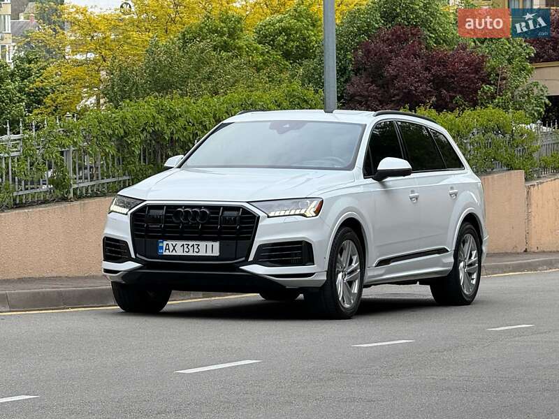 Audi Q7