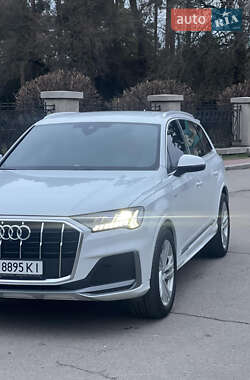 Audi Q7  2021
