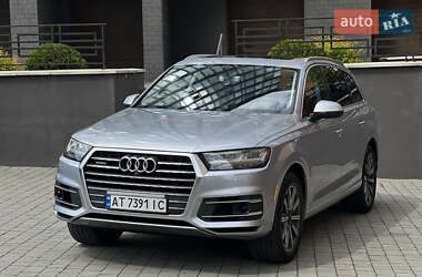 Audi Q7  2016
