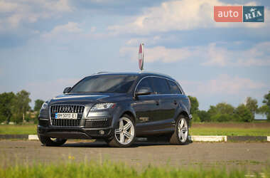 Audi Q7  2011