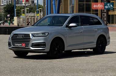 Audi Q7  2019