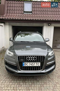 Audi Q7  2014