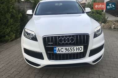 Audi Q7  2011