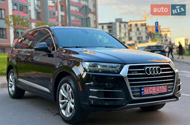 Audi Q7  2017