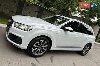 Audi Q7  2018